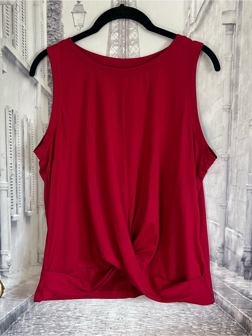Ideology Twist-Front Sleeveless Tank - Crimson